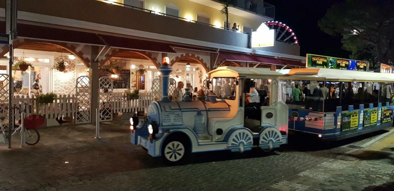 Hotel Stella D'Oro Lido di Jesolo Ngoại thất bức ảnh